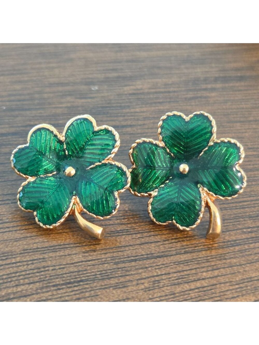 Avon Vintage Green Enamel Shamrock Gold Tone Pierced Earrings